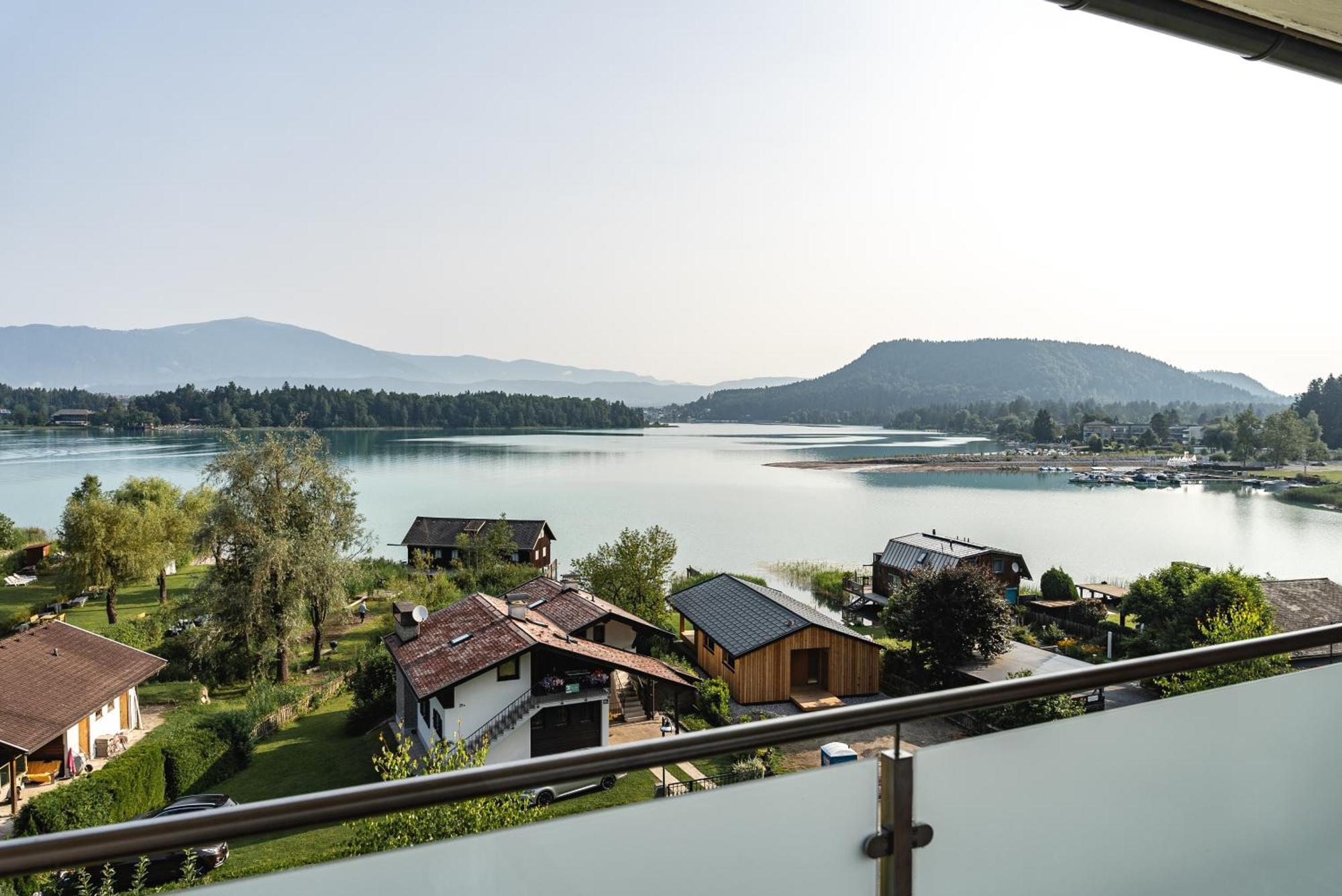 Hotel Faaker See Inn By S4Y Фак-ам-Зе Екстер'єр фото