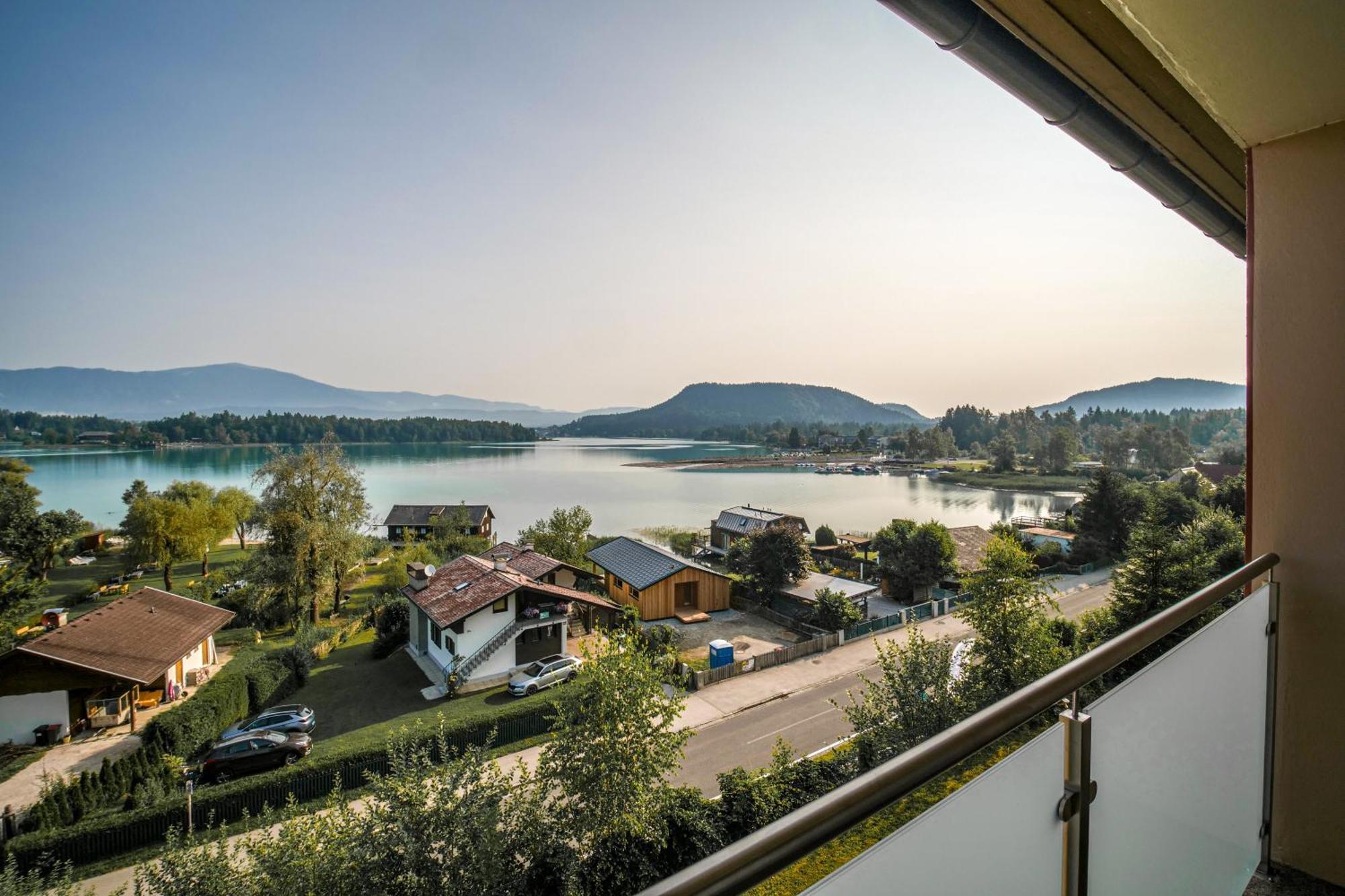 Hotel Faaker See Inn By S4Y Фак-ам-Зе Екстер'єр фото